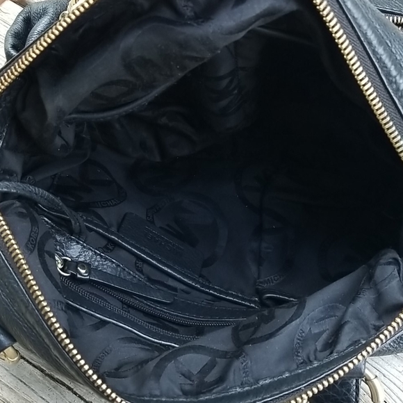 👜Michael Kors Austin black leather satchel - Picture 9 of 11